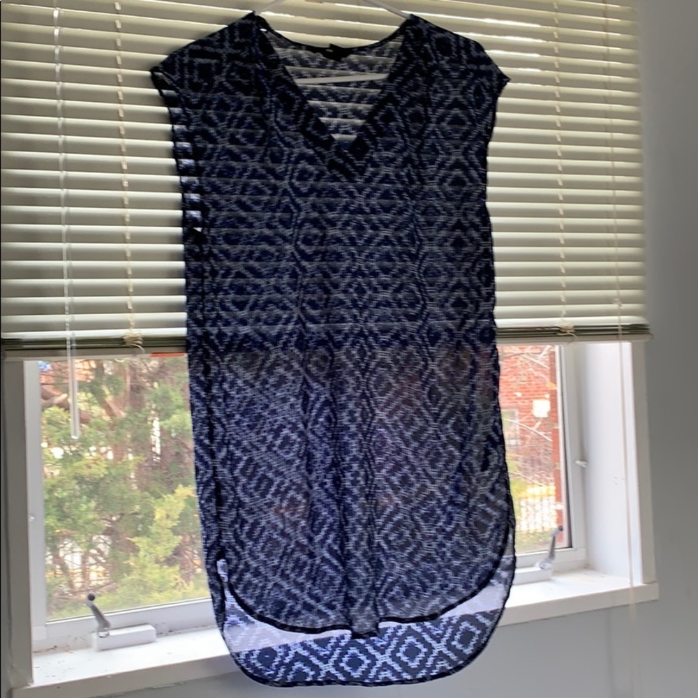 H&M | Hi Lo Shirt